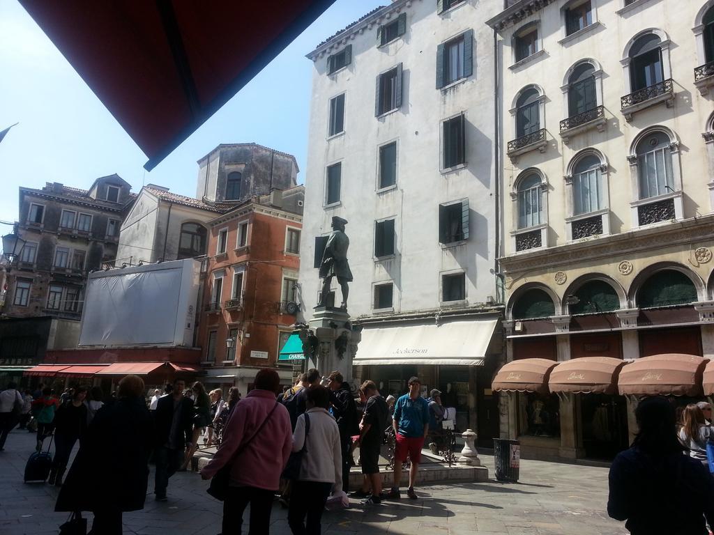 Appartamento Nel Cuore Di Venezia Luaran gambar
