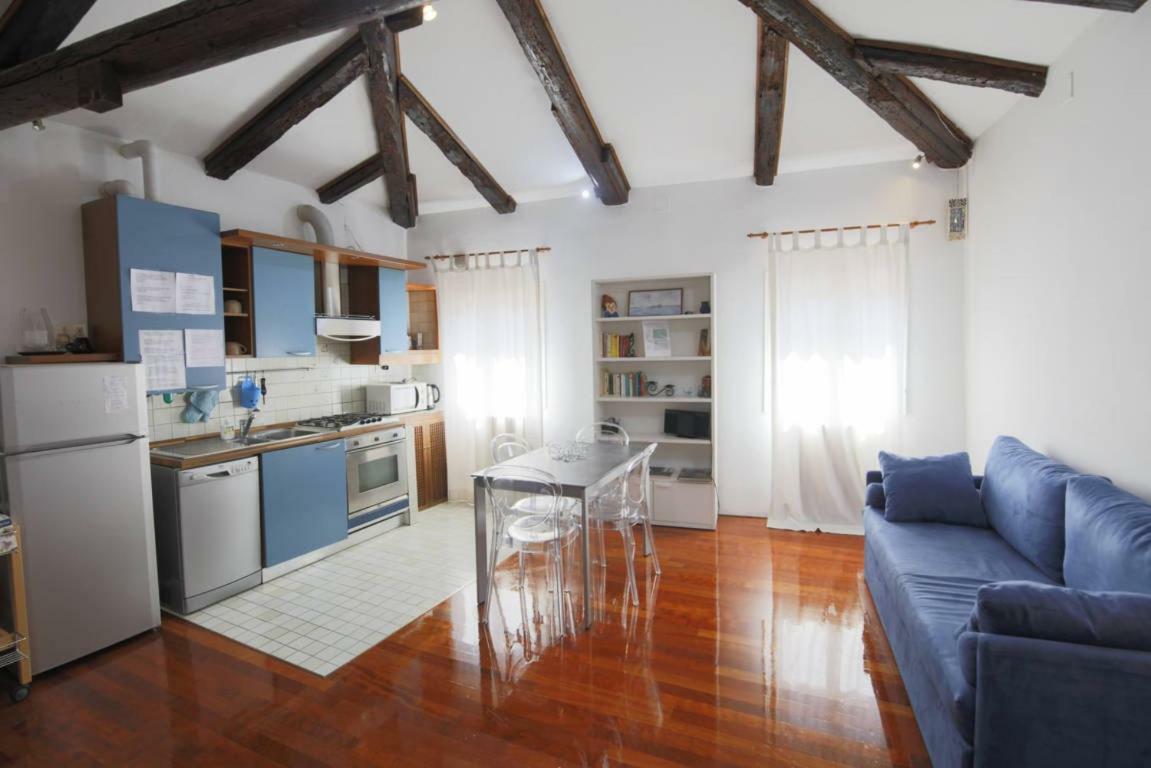 Appartamento Nel Cuore Di Venezia Luaran gambar