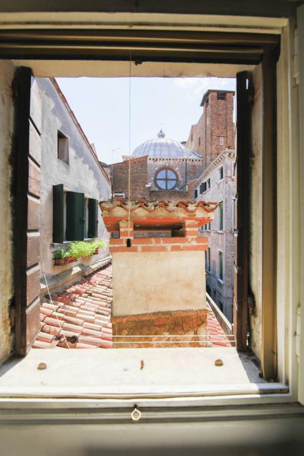 Appartamento Nel Cuore Di Venezia Luaran gambar